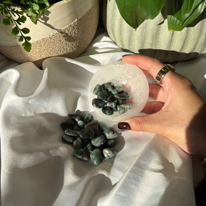 Emerald Tumbled Stone